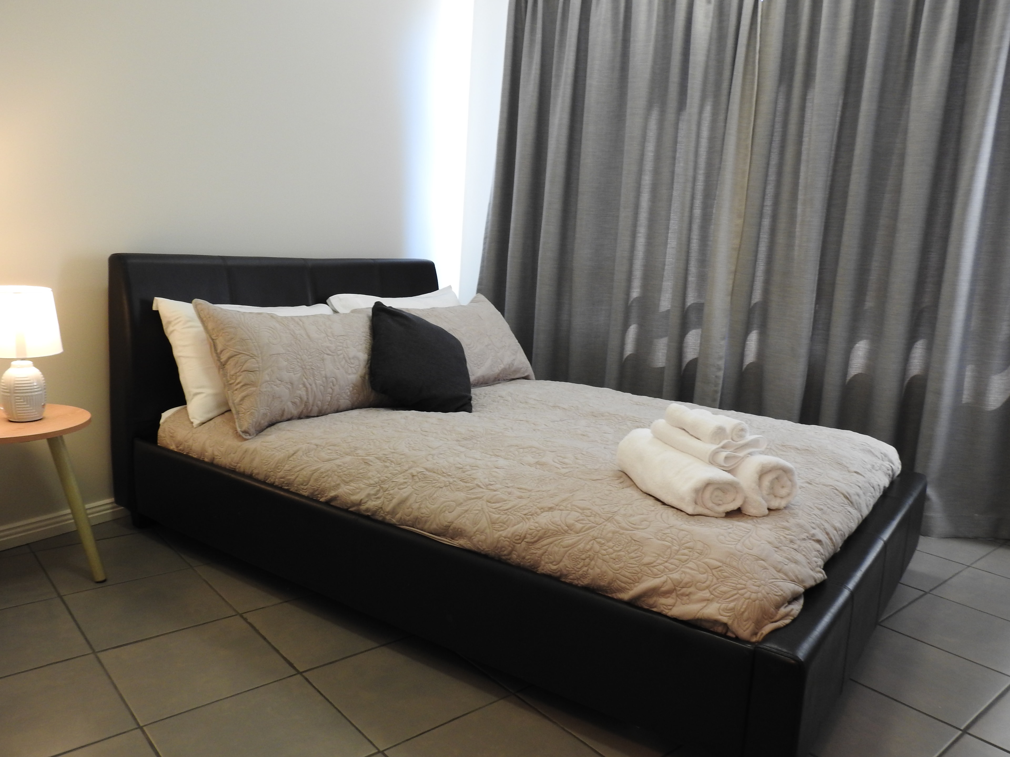 Cullen Bay Marina Apartment photo 5